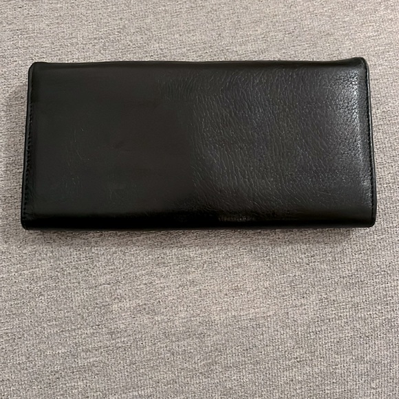SALE!!!♥️SALVATORE FERRAGAMO WALLET USED ♥️ - Picture 9 of 9